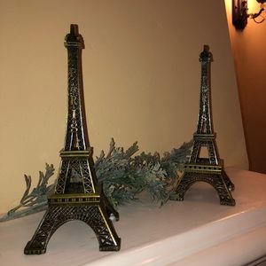 Two Adorable Eiffel Towers table decorations